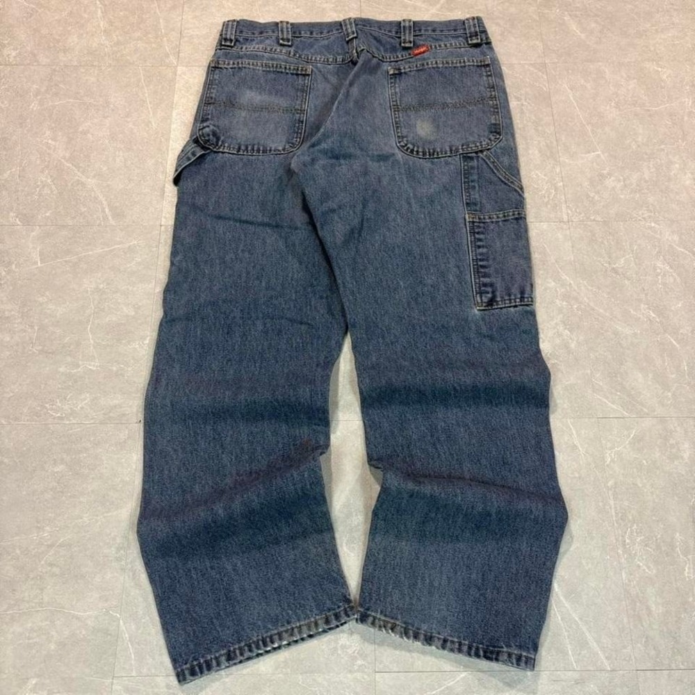 Wrangler Baggy carpenter jeans with a‎ relaxed fit #skater #denim